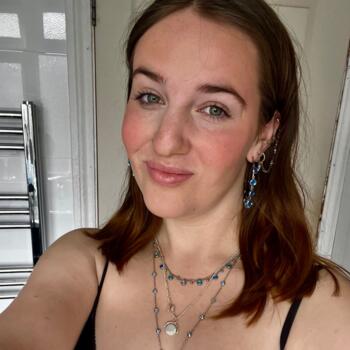 Babysitter in Bristol: Lyla