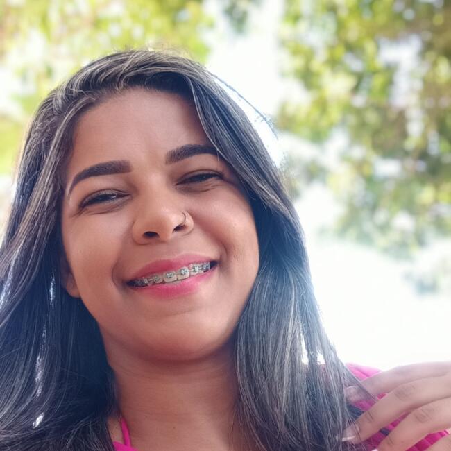 Babá em Boa Vista (Paraná): Mayara