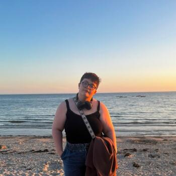 Baby-sitter Montigny-le-Bretonneux: Amandine