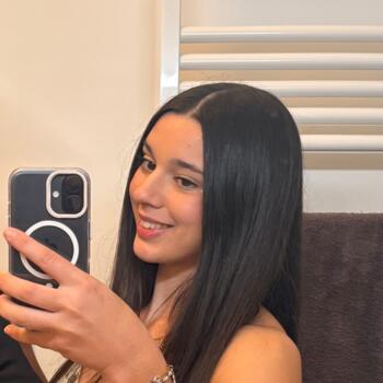 Babysitter in Orléans: Eva