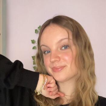 Babysitter in Idstein: Lia