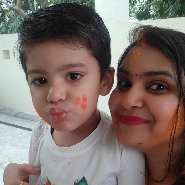 हैदराबाद में बेबीसिटिंग की नौकरी: Sonam