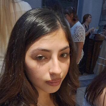 Babysitter Yerba Buena: Ariadna