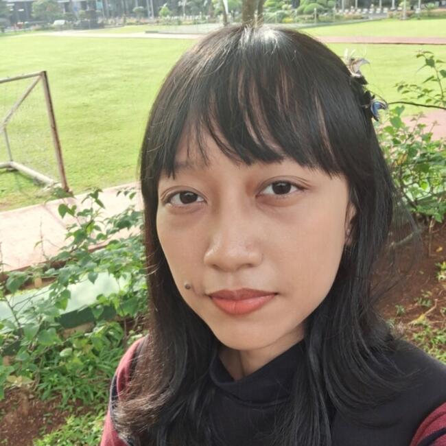 Babysitter in Jakarta: Destie