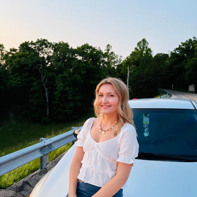 Babysitter in Hamilton: Hailey