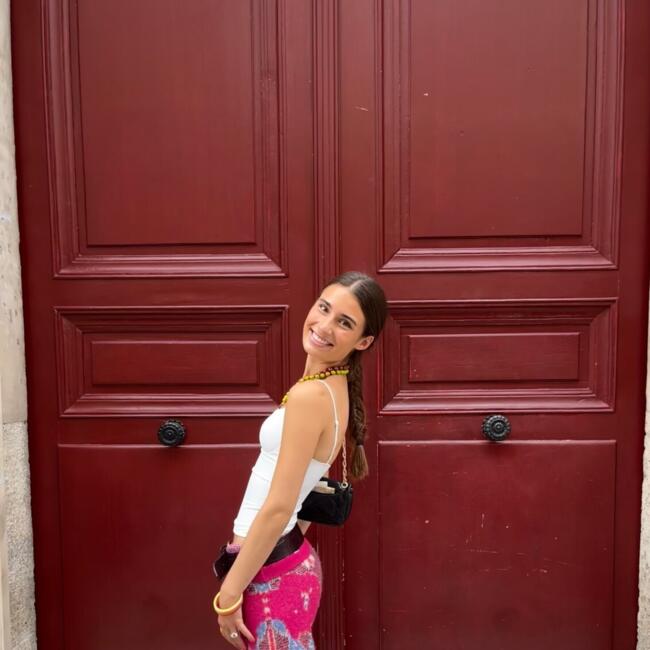 Babysitter in Rueil-Malmaison: Alexia