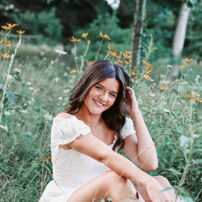 Babysitter in New Boston (Michigan): Ava