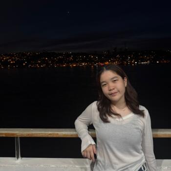 位于Singapore Island的临时保姆: Beverly
