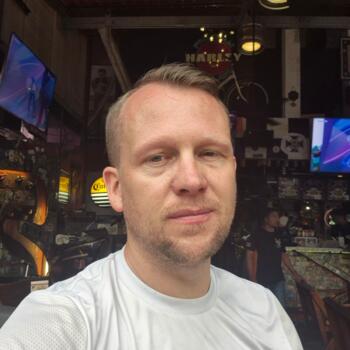 Babysitting job in Stadskanaal: babysitting job Rik