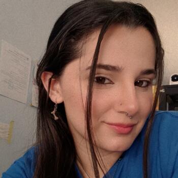 Babysitter in Paraíso: Thania Jiménez