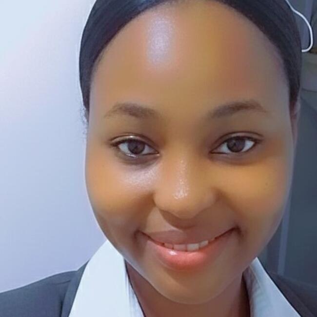 مربية أطفال في دبي: Munyango