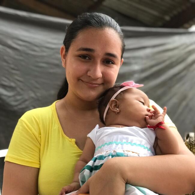 Babysitter in Capiatá: Evelyn