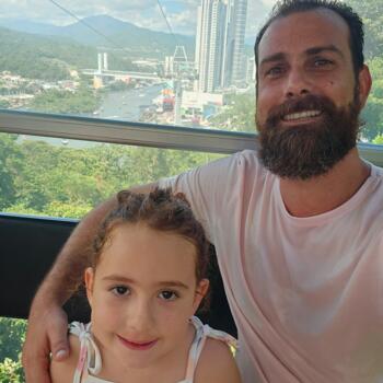 Emprego de babá em Blumenau: emprego de babá William