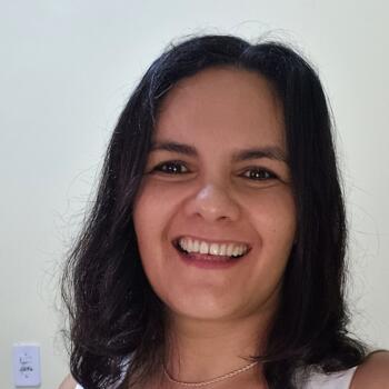 Babysitter São José dos Campos: Ezeneide