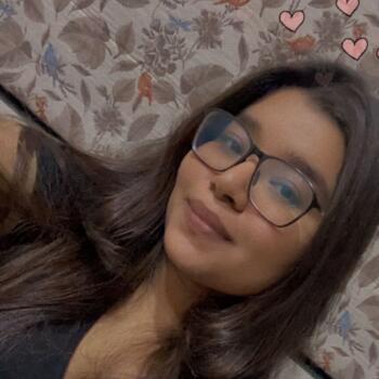 Babysitter in Milan: Nandini