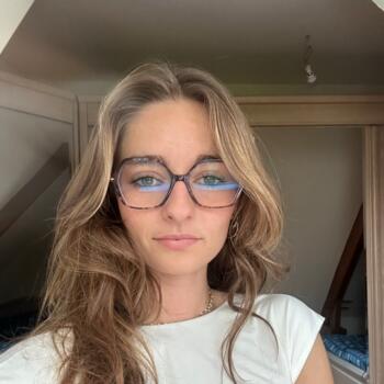 Baby-sitter à Rouen: Coline