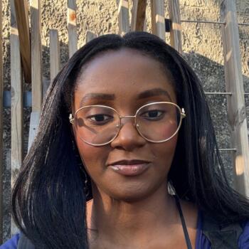 Babysitter in Saint-Priest: Cyrielle