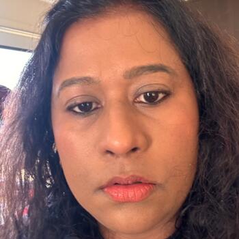 Babysitter Melbourne: Padmini