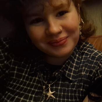 Babysitter in Falkirk: Amie
