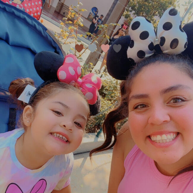 Babysitter in Ontario: Nautica