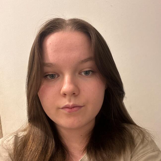 Babysitter in Elbeuf: Manon