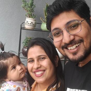 Nanny job in Pune: babysitting job Abhishek