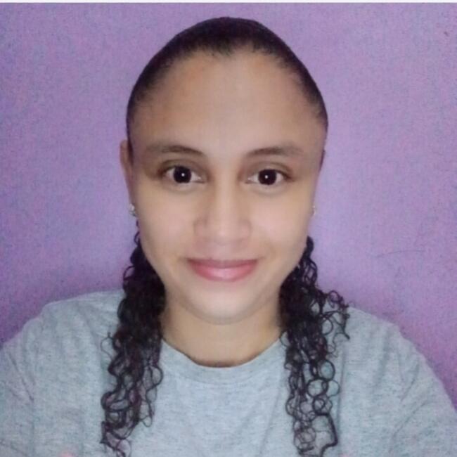 Babysitter in Bique: Carolina