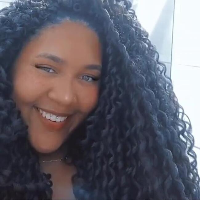 Babysitter in Salvador: Rebeca