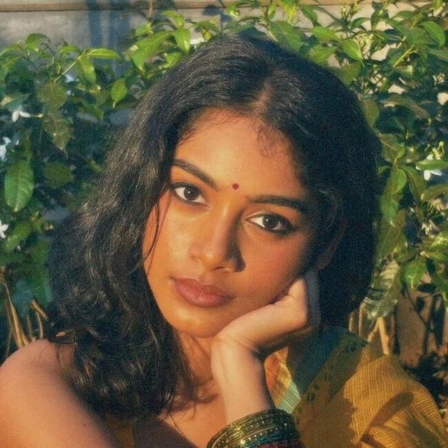 दिल्ली में बेबीसिटर: Somya