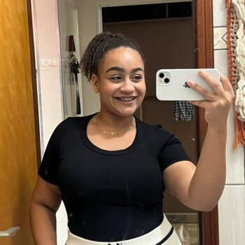 Babysitter in Salto: Layslla Raphaela