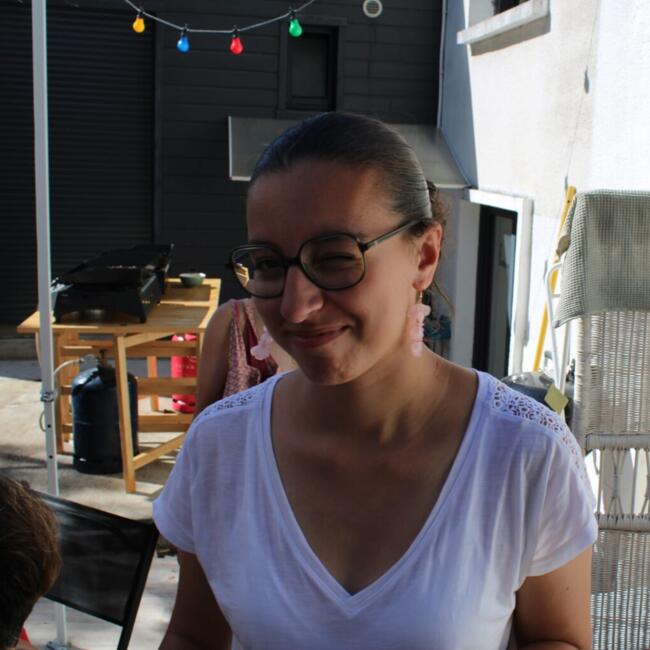 Babysitter in Saint-Cyr-sur-Loire: Inès