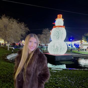 Babysitter in Valencia: Claudia