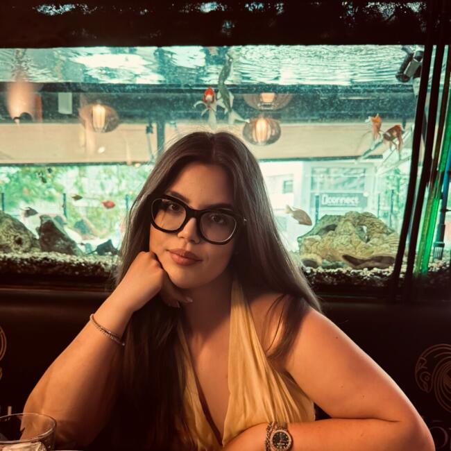 Babysitter in Athens: Τζέσικα Λ.