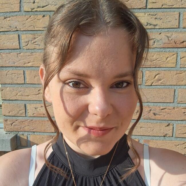 Babysitter in Sint-Lievens-Houtem: Jolien