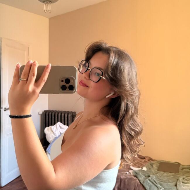 Babysitter in Houilles: Héloïse