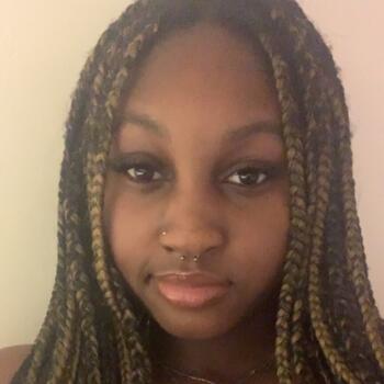 Babysitter in Nottingham: Kadi