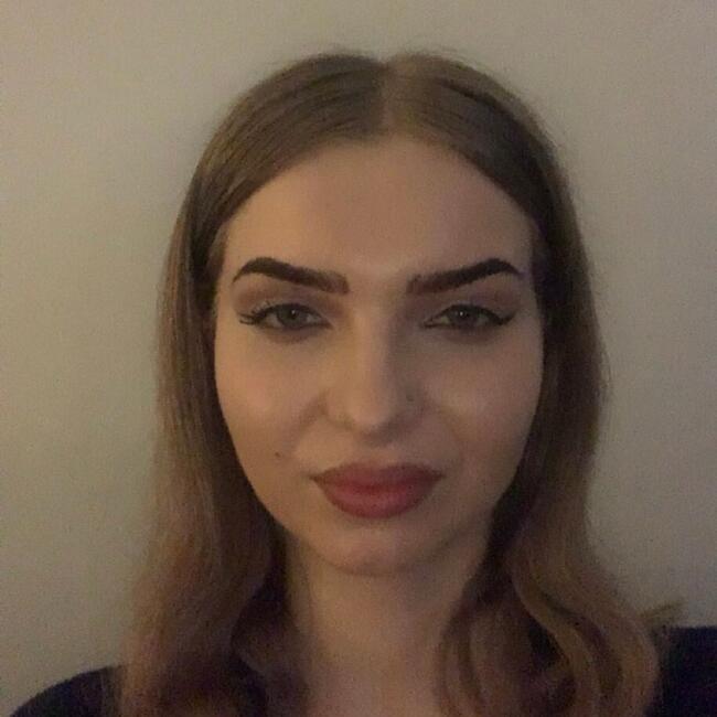Barnvakt i Stockholm: Sara