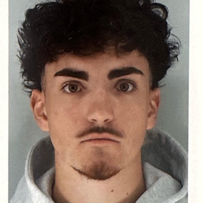 Babysitter in Paris: Pierre