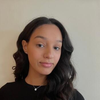 Babysitter in Cascais: Maria