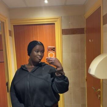 Baby-sitter Trappes: Oummou