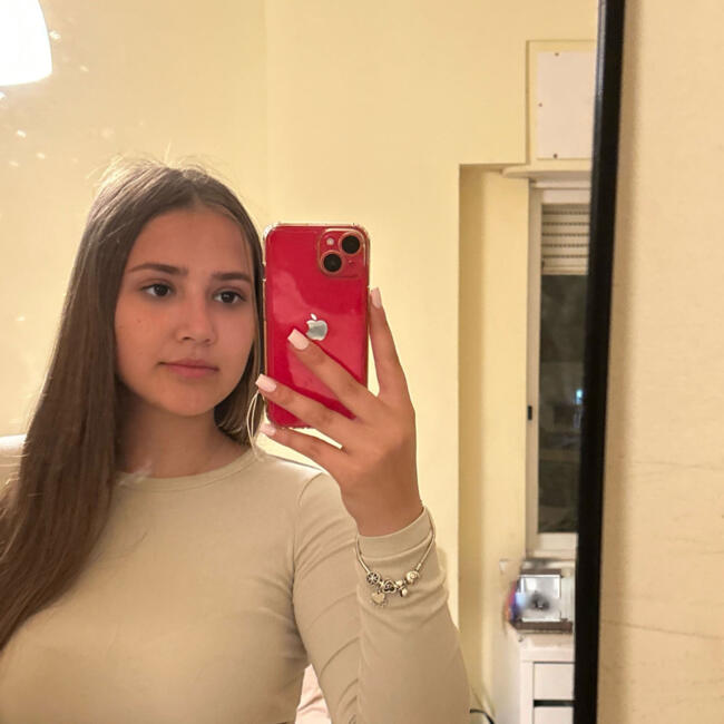 Babysitter em Cascais: Gabriela Braga