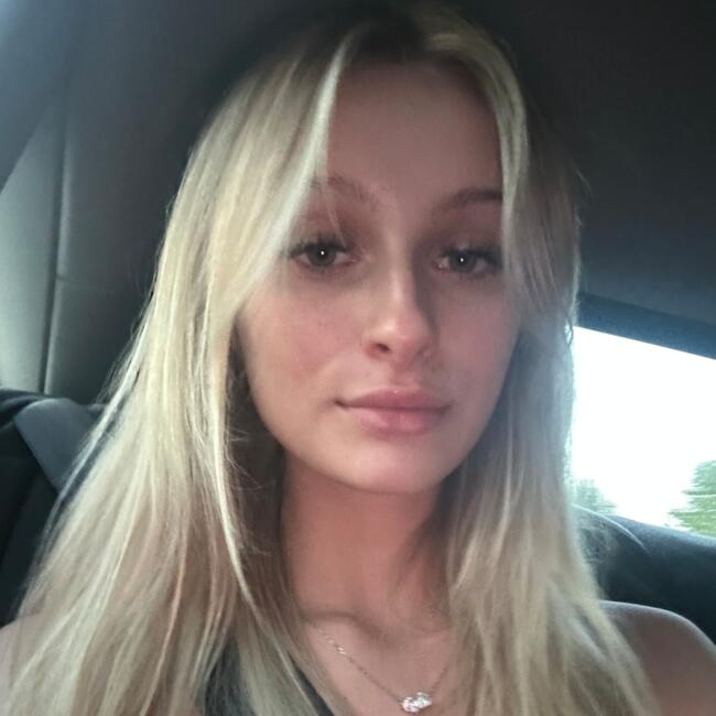 Barnepige i Skødstrup: Julia