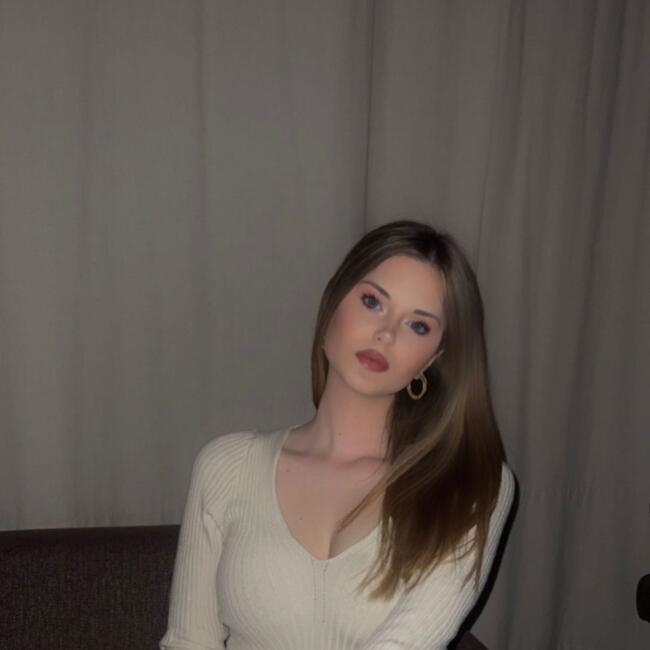 Babysitter in Borča: Jelena