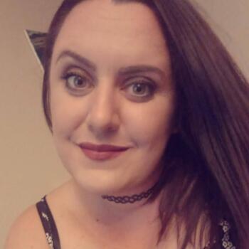 Babysitting job in Ennis: babysitting job Jeananne