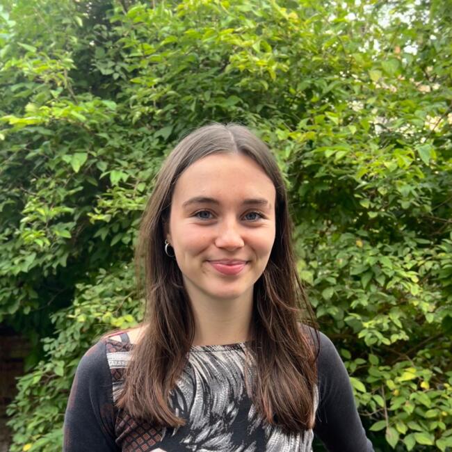 Babysitter in Hobart: Esme