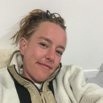 Babysitter in Saint-Alexandre: Elise