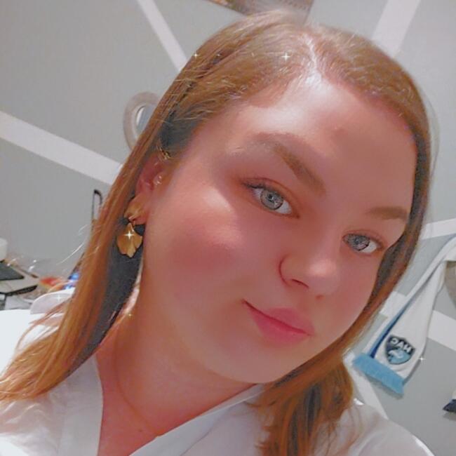 Babysitter in Tourville-les-Ifs: Jeanne