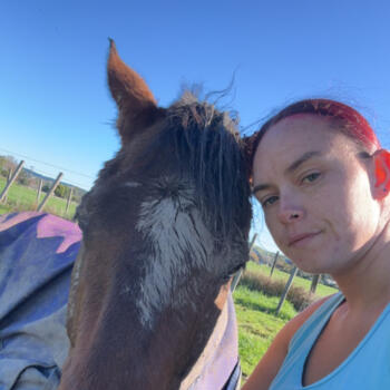 Babysitting job in Helensville: babysitting job Krystal