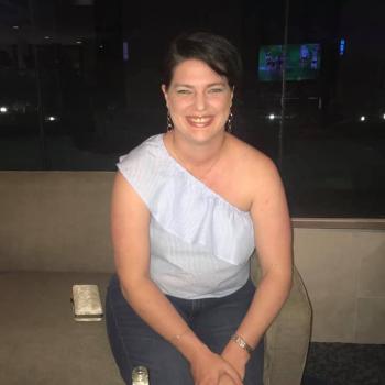 Babysitter Hervey Bay: Leah