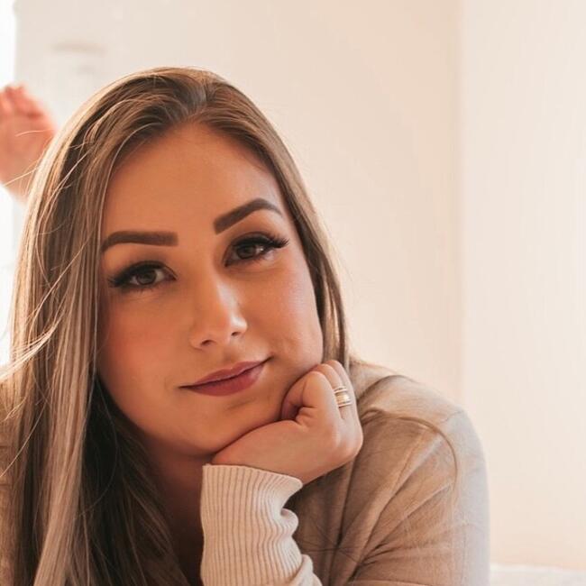 Babysitting job in Redenção: Thais